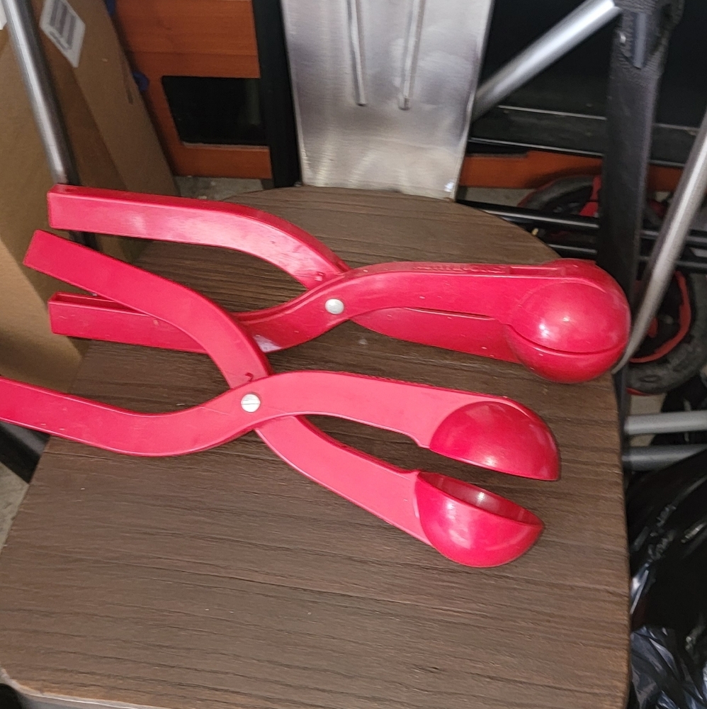 Vibrant Red Snowball Maker Tool